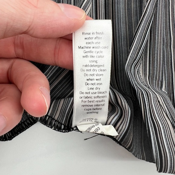 Athleta Women‎ M Veracruz Stripe Tankini Top Black White Tan Wireless Swim Pool - Picture 6 of 8